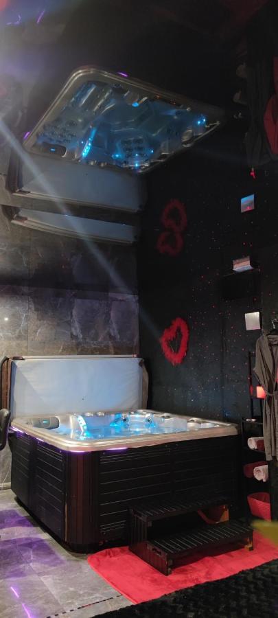 Loft Romantique Hammam Spa Privatif Playroom Гренобъл Екстериор снимка